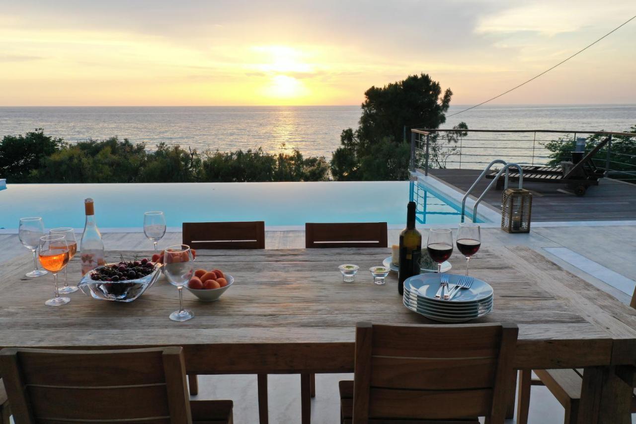 Capro - Milos Bay Villas Áyios Nikítas Exterior foto