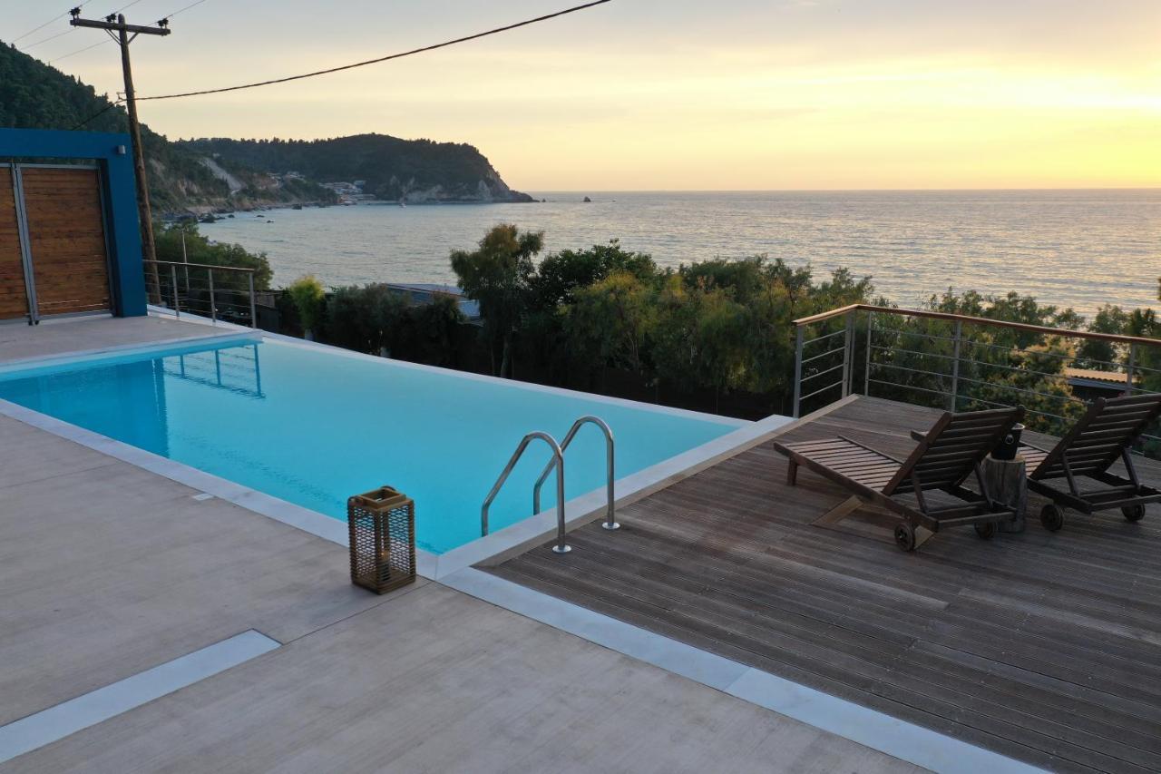 Capro - Milos Bay Villas Áyios Nikítas Exterior foto
